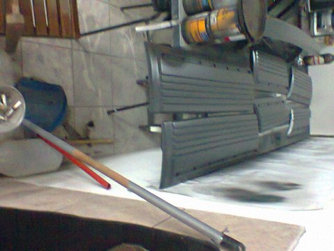 Painel do capô em restauração